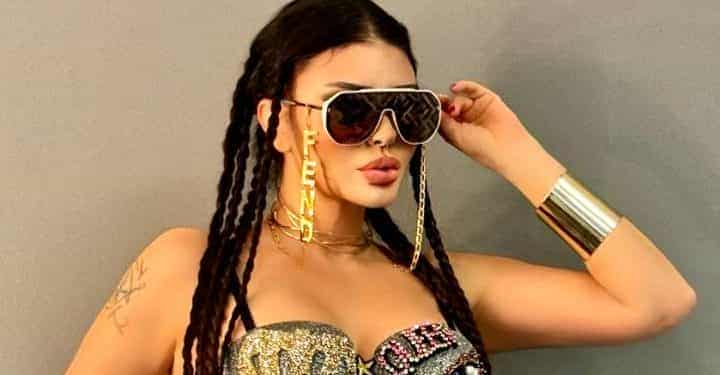 Ebru Polat ‘Dişi Megastar’ oldu