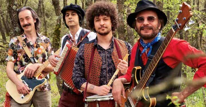 Flört, durmadan üretimlerine bir yenisini daha ekledi: Mamu