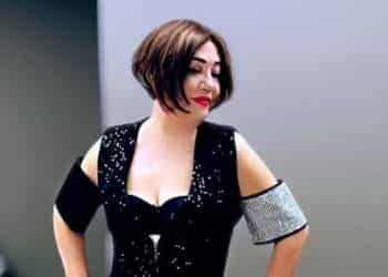 Nazan Öncel Türkiye turnesine alkışlarla başladı