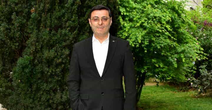 Ak Parti İstanbul Milletvekili ve 28. Dönem Güvenlik ve İstihbarat Komisyonu Başkanvekili olarak görevini sürdüren Serkan Bayram gelecek projelerini Quality’e anlattı