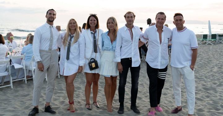 İtalya’nın gözde tatil beldesi Forte dei Marmi’de seçkin davet