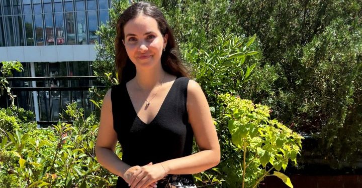 Almila Ada, yaşadığı mutluluğu sevenleriyle paylaştı