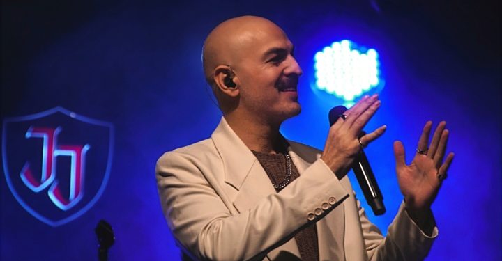 Soner Sarıkabadayı İstanbul’da kış sezonunu açtı