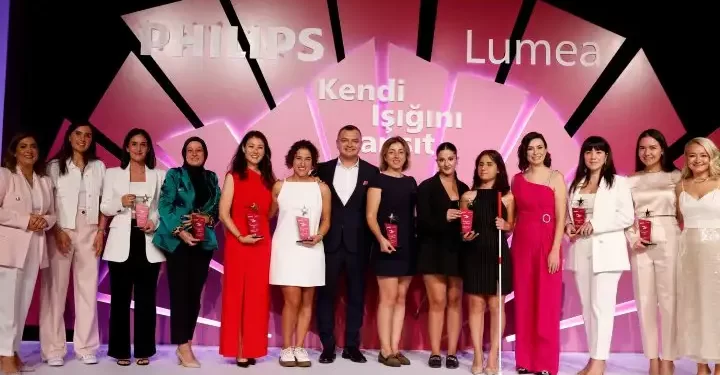 ‘Philips Lumea Kendi Işığını Yansıtanlar’ ödülleri ilk kez sahiplerini buldu