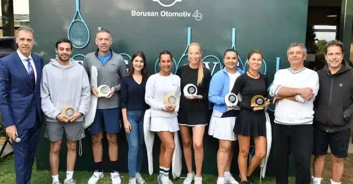 Kemer Country Club MINI Tenis Turnuvası kortlara heyecan kattı