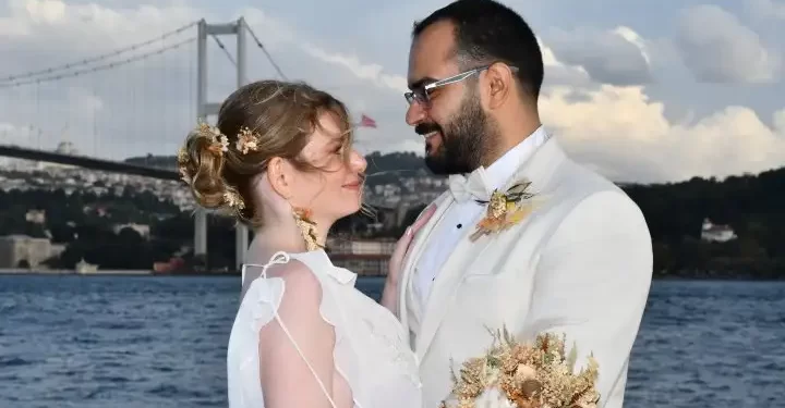 Deniz Kutluk ile Umut Türker’in ‘Boğaz’ kokulu düğünlerinden çok özel anlar Quality sayfalarında