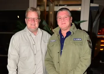 L’Entrecôte de Paris’ten sezona merhaba yemeği