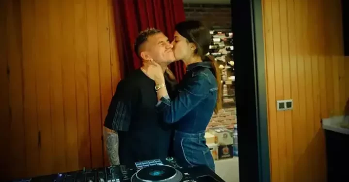 Devrim Özkan ile Lucas Torreira’nın aşkları tam gaz