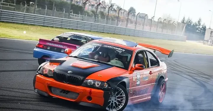 Ünlü Simalar Dünya Rallikros Şampiyonası finalinde buluştu