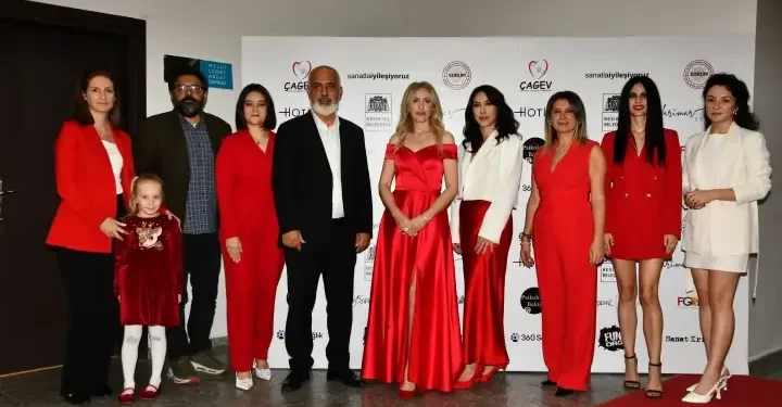 ÇAGEV’den yıkıma, zorbalığa karşı “Sanatla İyileşiyoruz” sergisi