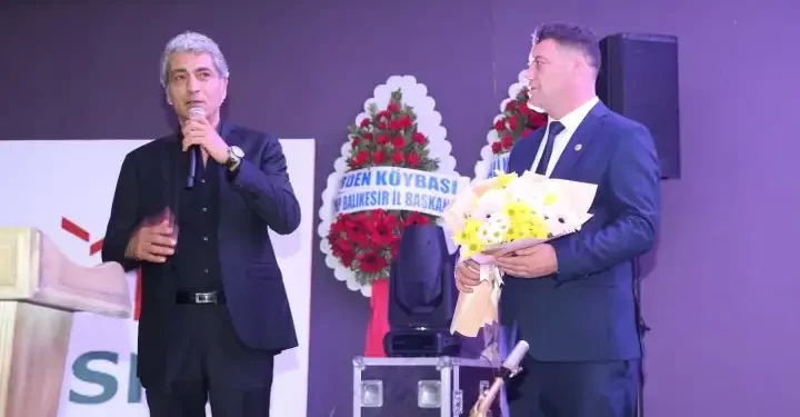 Bülent Kaya’ya ‘Dostluk Köprüsü’ plaketi