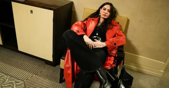 Demet Özdemir, ‘Eşref Saati’ için sete çıktı