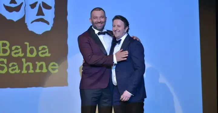 Usta oyuncu İlker Ayrık, ‘Bir Baba Hamlet’ kadrosunda