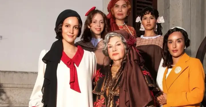 Ayşe Kulin’in romanından uyarlanan ‘Veda’ tiyatro sahnesinde