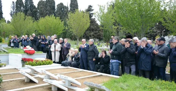 Mehmet Ali Yılmaz mezarı başında anıldı