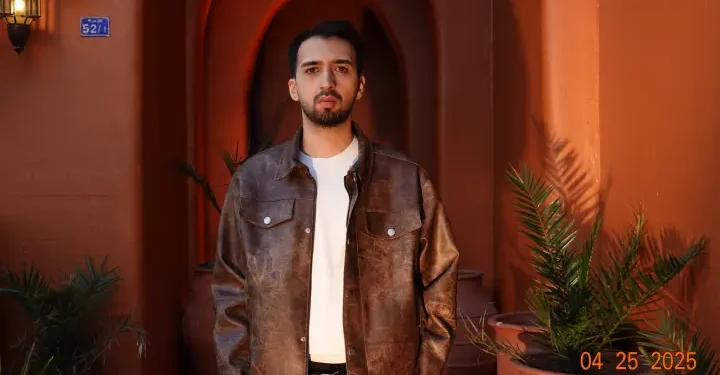 Yeni aşk marşı Çağatay Akman’dan