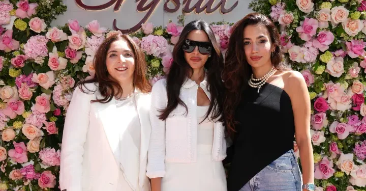 Elsa Crystal’ın zarif koleksiyonu, Aslıhan Doğan Turan’ın ev sahipliğinde tanıtıldı