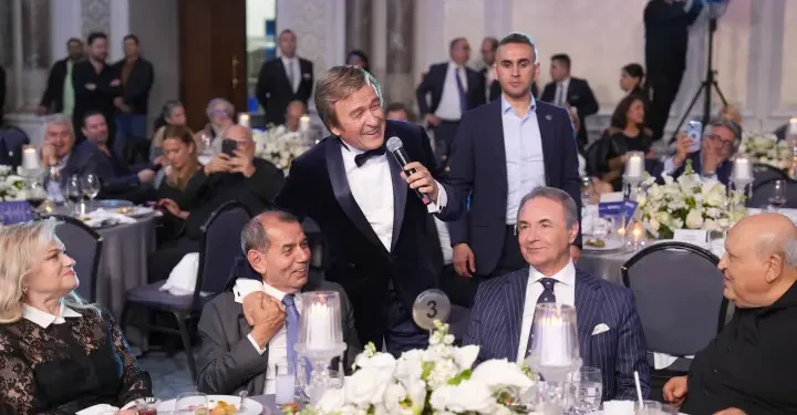 İş dünyasını buluşturan davet