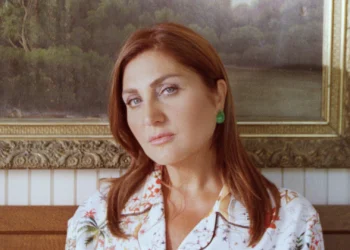 Sibel Can, yeni klibini Harbiye sahnesinde görücüye çıkarıyor