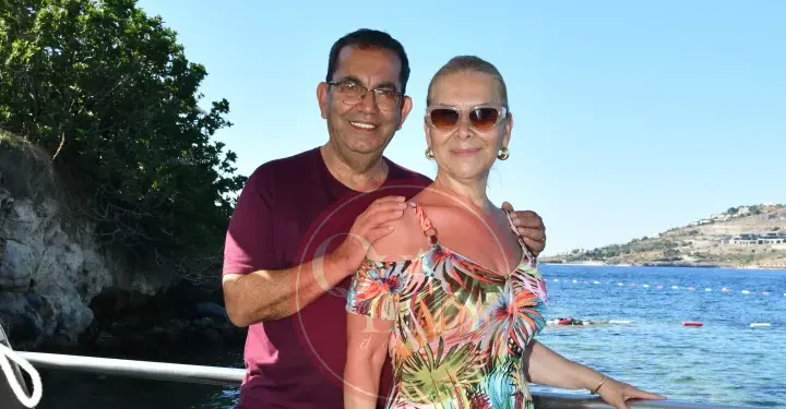 Osman Arar eşi Suzan hanım ile tatil keyfinde