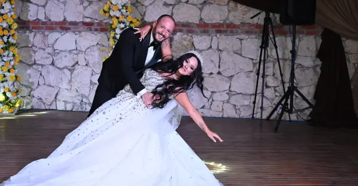 Sahra Karataş ile Mehmet Sal, İtalyan konseptli muhteşem bir kır düğünü ile evlendi