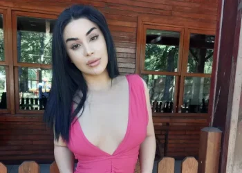 Nur Faraj oyunculuk yolunda emin adımlarla ilerliyor