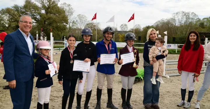 29 Ekim’i ‘Cumhuriyet Kupası’ ile kutladılar