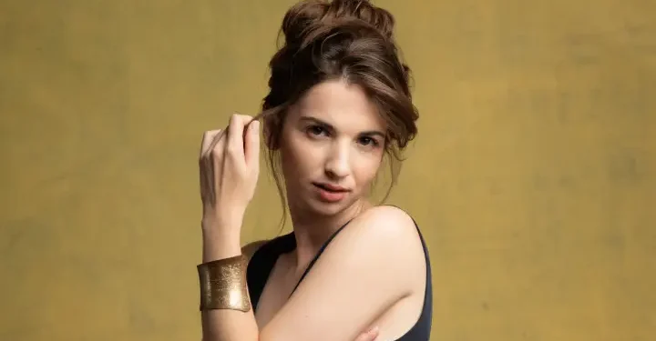 Maya Perest, Paris’te sahne alıyor