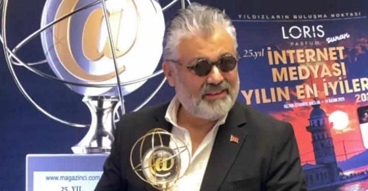 Ali Eşitmez’e ‘En İyi Klip Yönetmeni’ ödülü