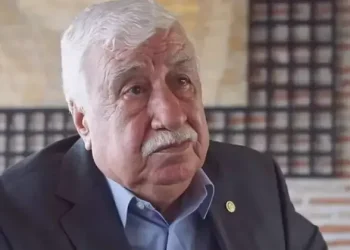 Usta oyuncu Ahmet Gülhan hayatını kaybetti