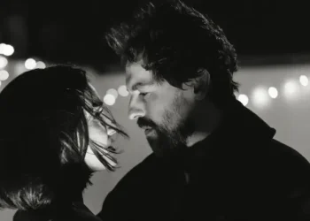 İki Dünya Bir Dilek’in afişi yayınlandı