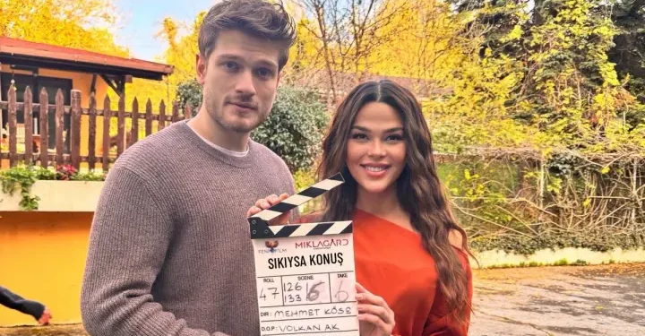 Aslıhan Karalar, ‘Sıkıysa Konuş’ dikey projesi için kamera karşısına geçti