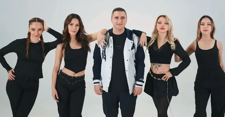 Çaba, ‘Mecnun’ ile modern aşka başkaldırıyor