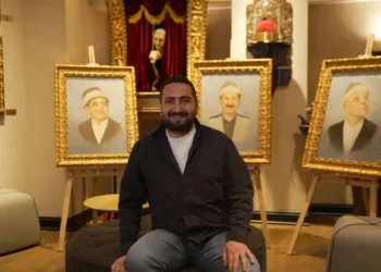 Cem Kebenç’in üç büyük ustayı resmettiği ‘Kavuklu Serisi’ Baba Sahne’de