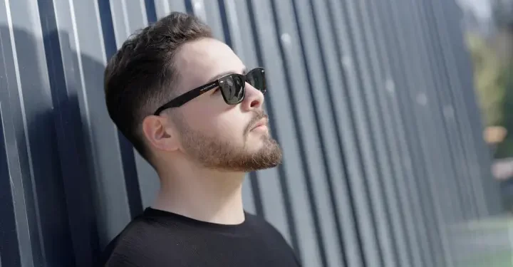 Atakan’dan ‘Alışamadım’ ile iç yolculuğa davet