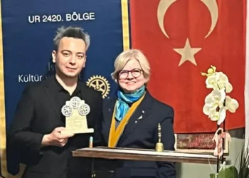 Dengin Ceyhan’a ‘Meslekte Üstün Hizmet’ ödülü