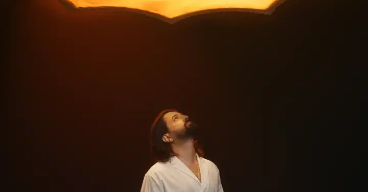 Koray Avcı’nın yeni projesi ’12’ yayında