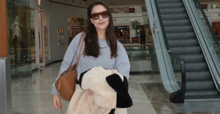 Zeynep Tuğçe Bayat oğlu için alışveriş turunda