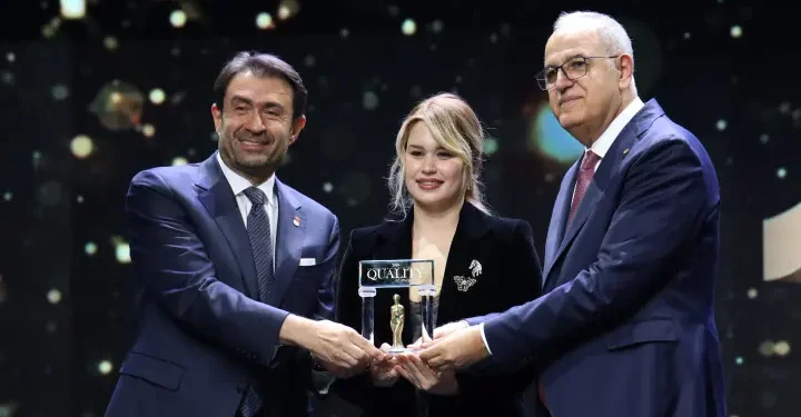 17. Quality Ödülleri’nde ‘Yılın Sporcusu’ ödülü Defne Kurt’un oldu
